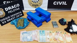 Dois suspeitos são presos por tráfico de drogas no Bairro Três Vendas, em Pelotas