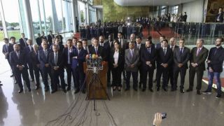 Presidente Jair Bolsonaro critica manifestações que prejudicam população