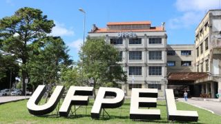 UFPel oferece 770 vagas para ingresso nos cursos de Letras, História e Matemática EaD