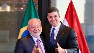 Nos EUA, Lula e Santiago Penã tratam sobre integração entre Brasil e Paraguai