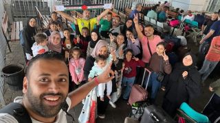 Grupo de brasileiros em Gaza cruza fronteira com o Egito