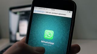 Como Passar uma Cantada pelo WhatsApp: Dicas Práticas