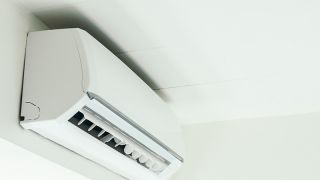 Com verão cada vez mais quente, é importante realizar a higienização do seu ar condicionado com a EletroClic