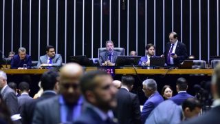 Câmara dos Deputados aprova projeto que regulamenta o mercado de carbono no Brasil