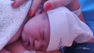 Hospital Moinhos de Vento realiza o nascimento do pequeno Henry aos 4 minutos do novo ano 