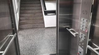 Projeto proíbe discriminação de usuário em elevadores, em Porto Alegre
