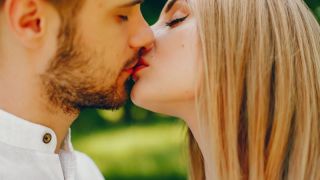 Beijo na boca traz riscos à saúde e como garantir um beijo sem riscos?