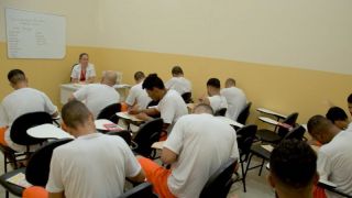 Penitenciária de Charqueadas II registra mais de cem apenados matriculados no Ensino Fundamental