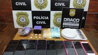 Homem é preso pela Draco, por tráfico de drogas e associação ao tráfico, em Cachoeira do Sul